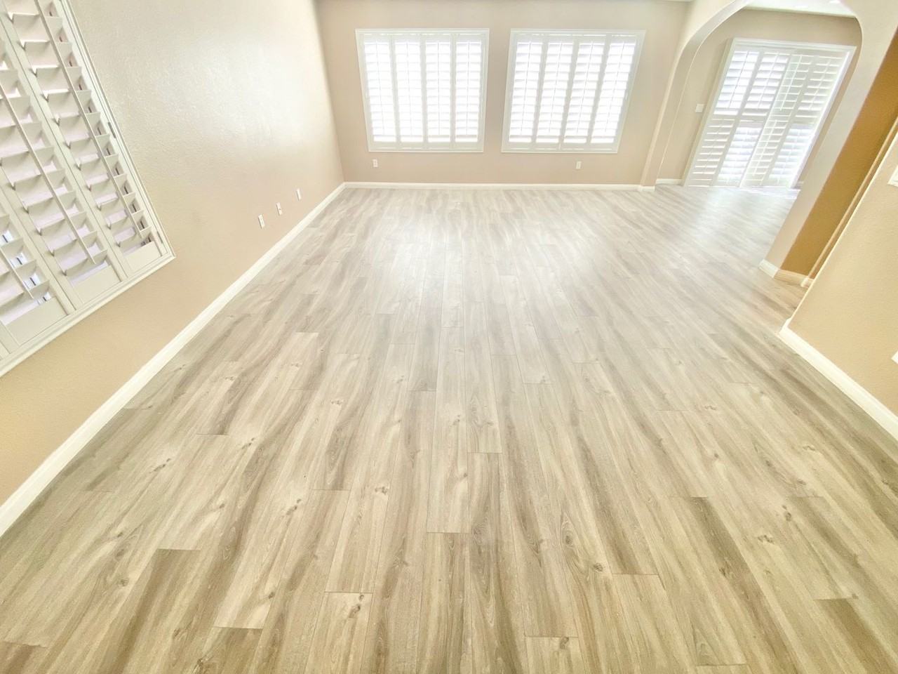 8905 Skyline Peak Ct - Photo 3 of 32