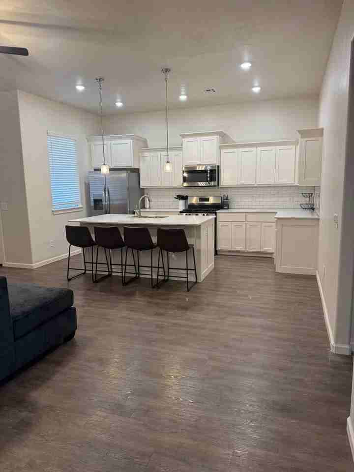 4518 Enclave Cir - Photo 3 of 36