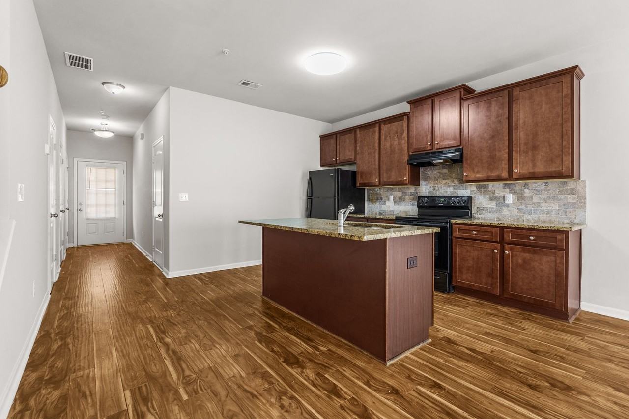 1851 Old Dogwood - Photo 6 of 30