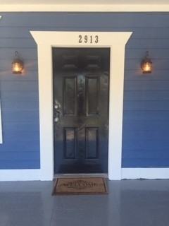 2913 W Beach St - Photo 2 of 15