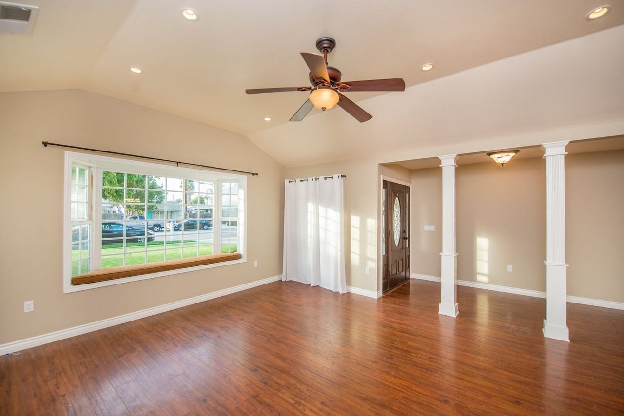 2386 Carlton Pl - Photo 7 of 42