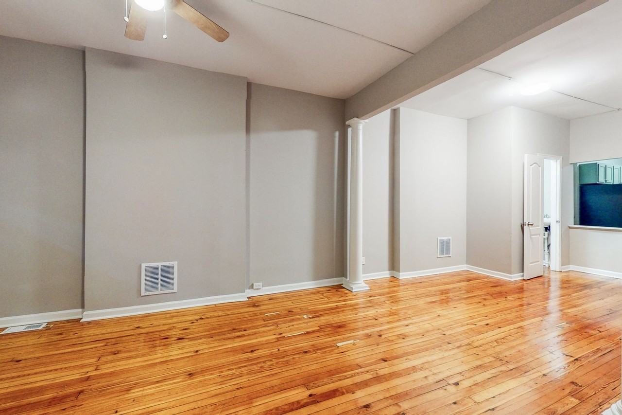 613 N Pulaski St - Photo 4 of 22