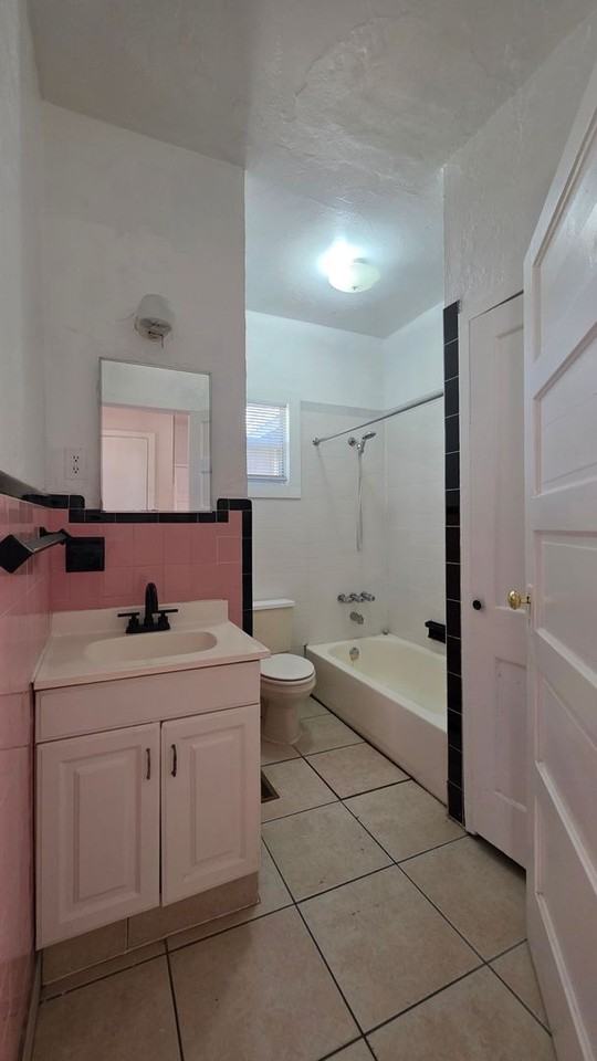 660 Madison Ave - Photo 6 of 13