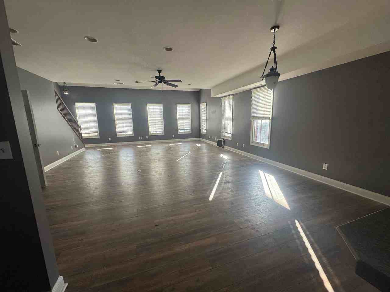 1627 S 9th St - Photo 3 of 13