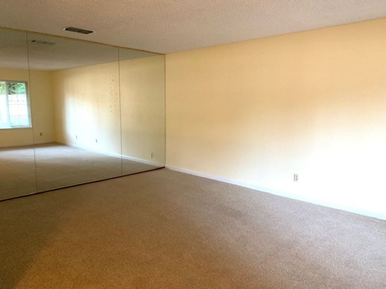 5336 Nelle Pl - Photo 4 of 30