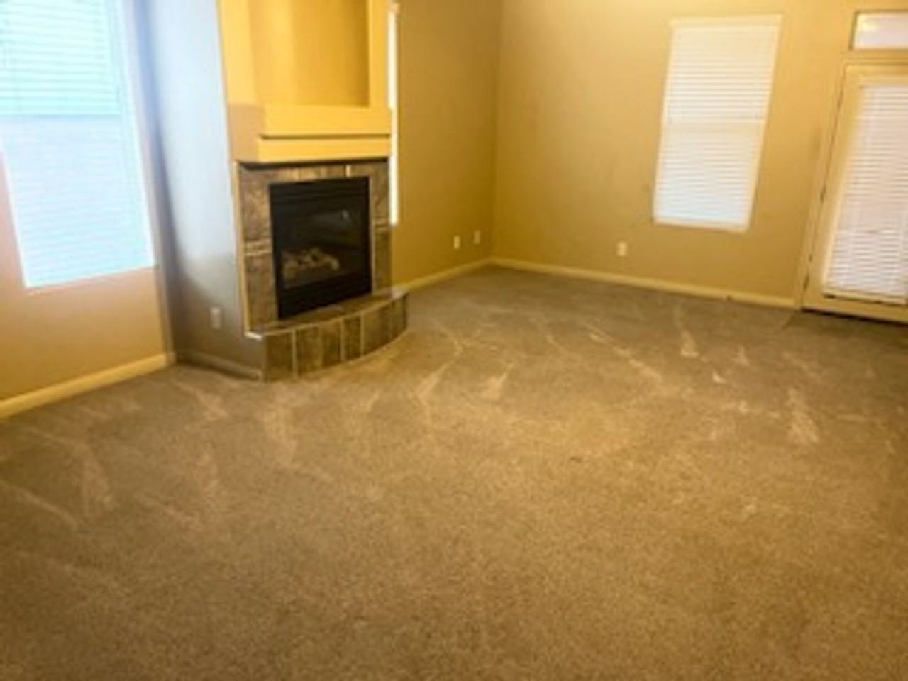 2422 S Camino Real - Photo 4 of 11