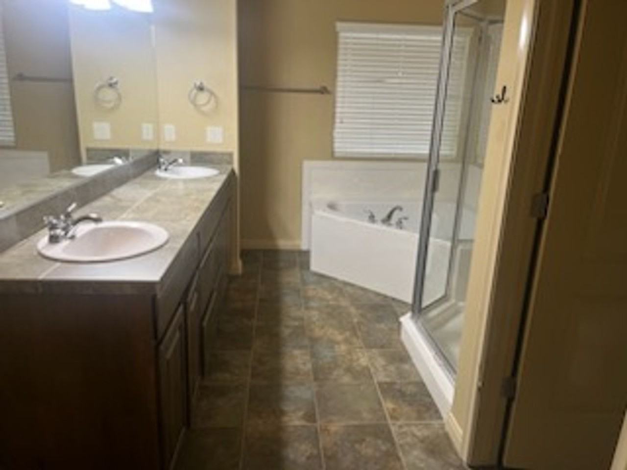 2422 S Camino Real - Photo 7 of 11