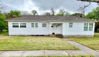 featured image of 4624 Erath St