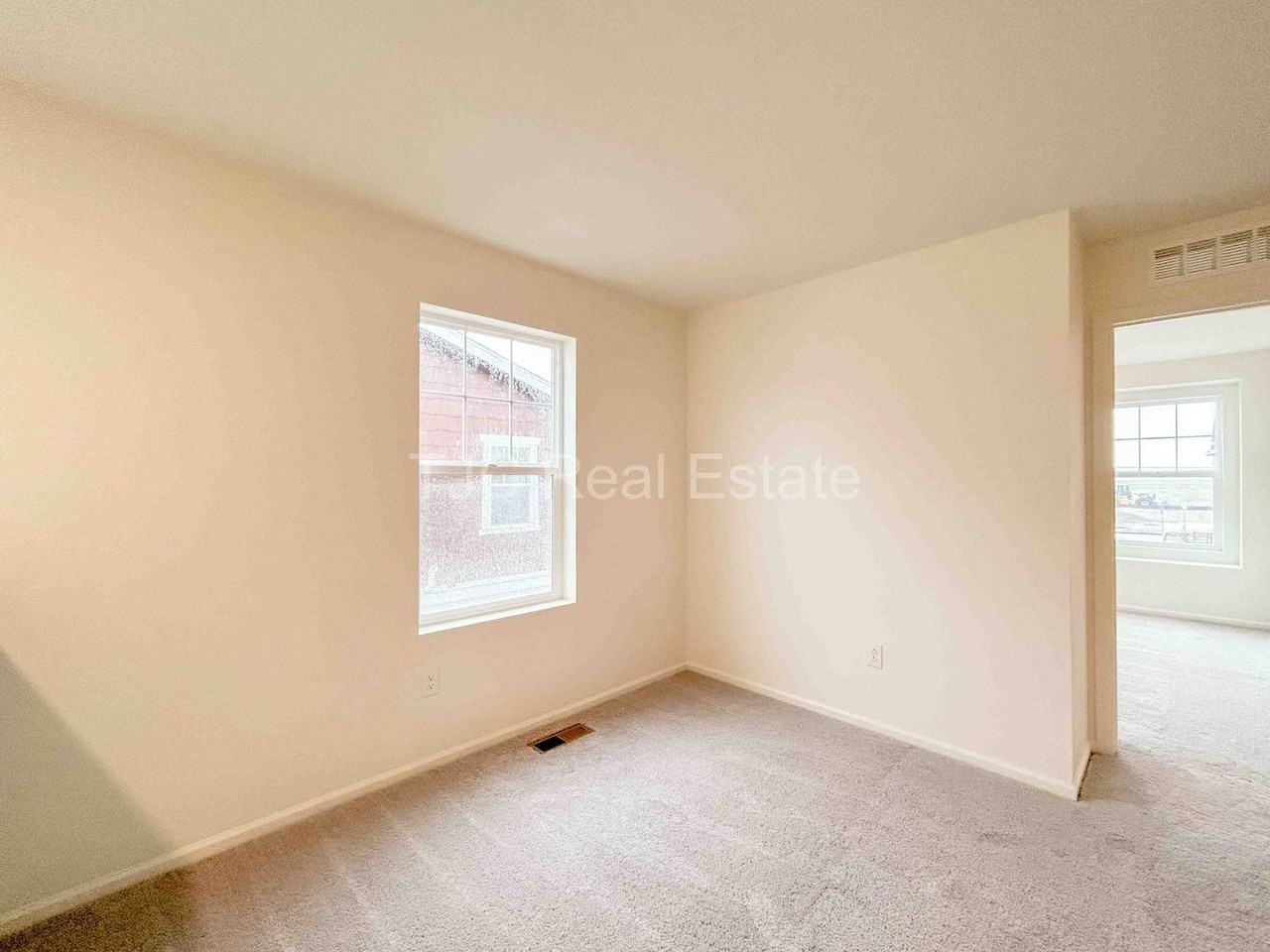 6277 N Nepal Ct - Photo 6 of 15