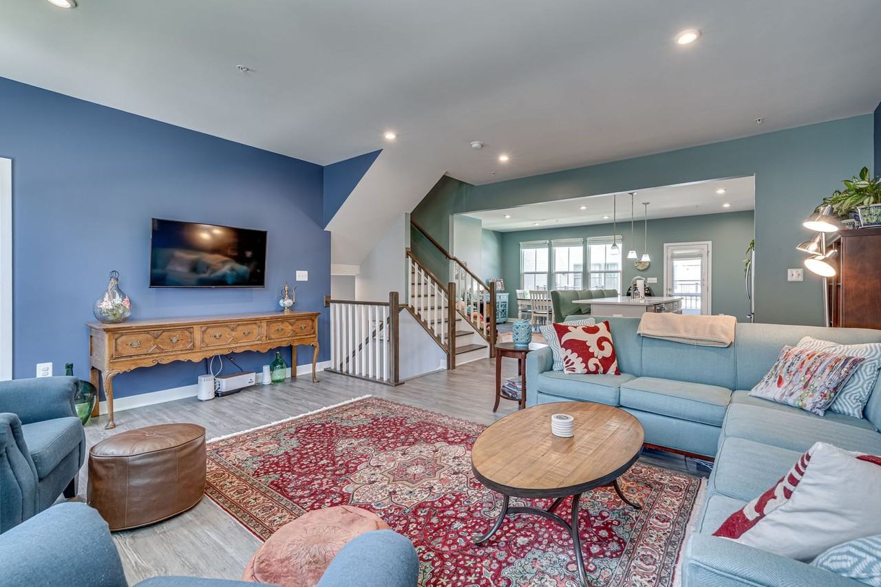 2705 Evansgreen Dr - Photo 5 of 46