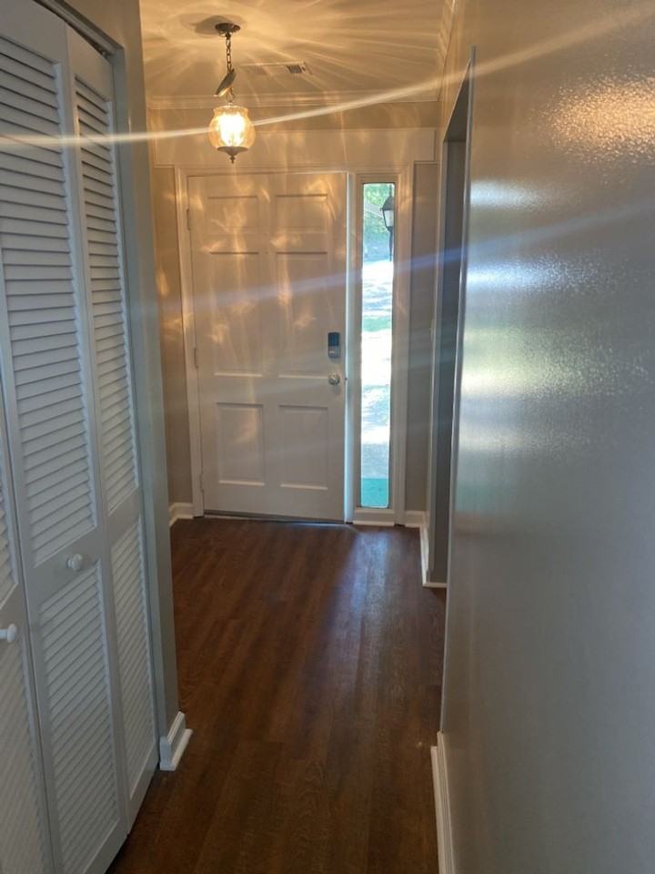 4702 Rowland Ave - Photo 2 of 16