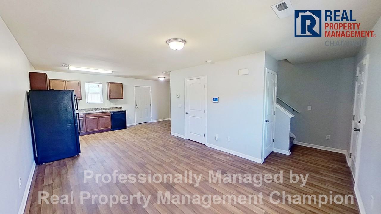 720 N 10th St - Photo 4 of 27