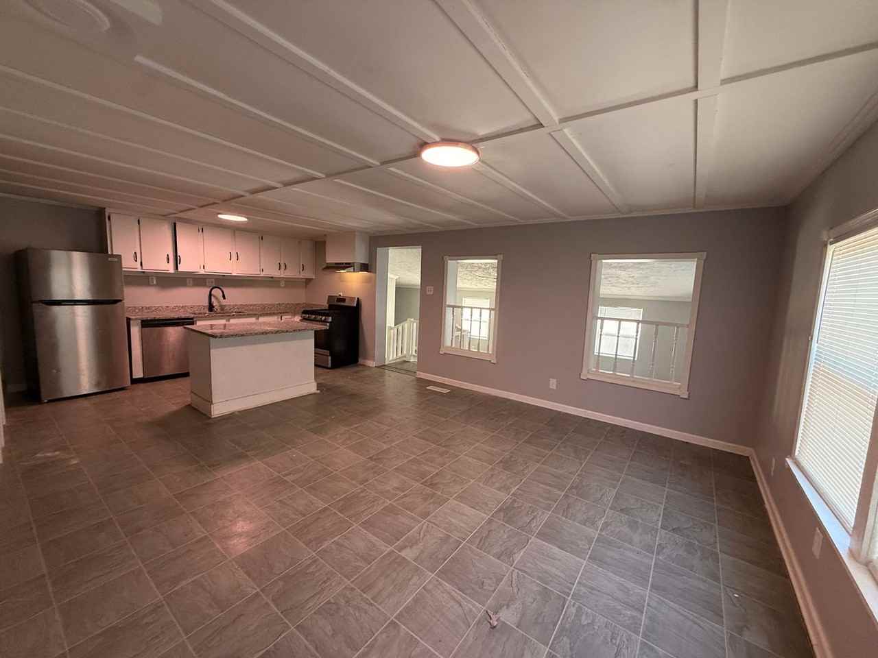 4930 Ward Rd - Photo 3 of 15