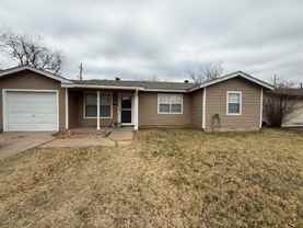 2710 S 39th St - Photo 1 of 1