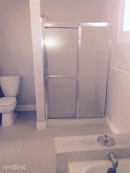 1391 Violetwood Ct - Photo 3 of 18