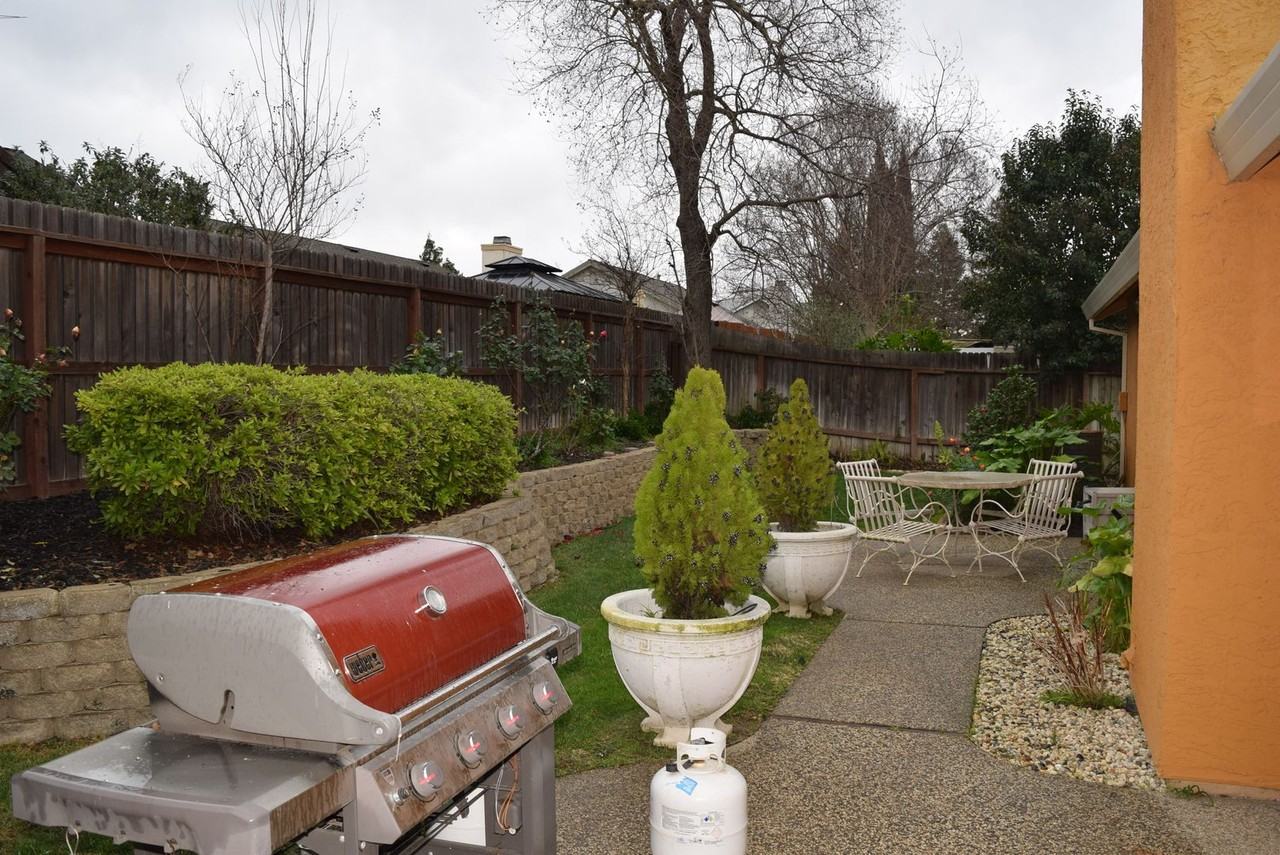 5409 Pearlstone Dr - Photo 2 of 3