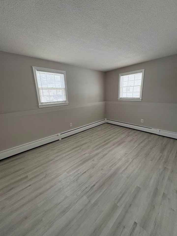 Spacious 2 and 3 - Photo 7 of 16