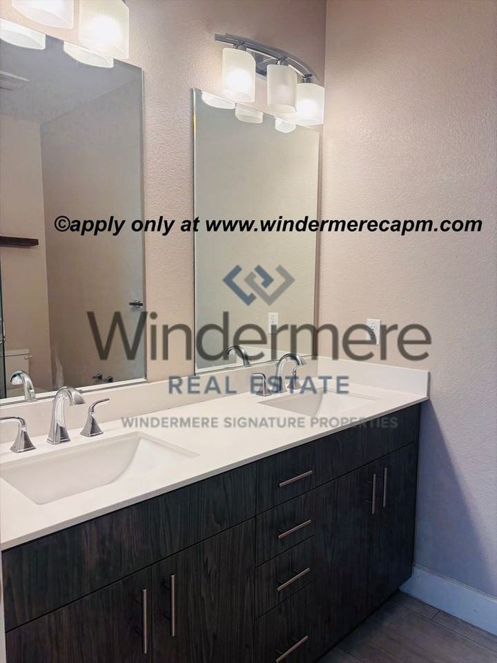 1612 20th St - Photo 4 of 21