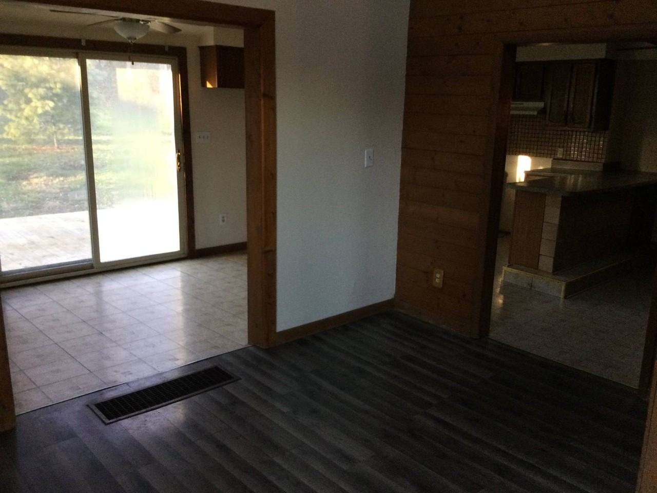 4837 Woodland Hills Blvd - Photo 7 of 13