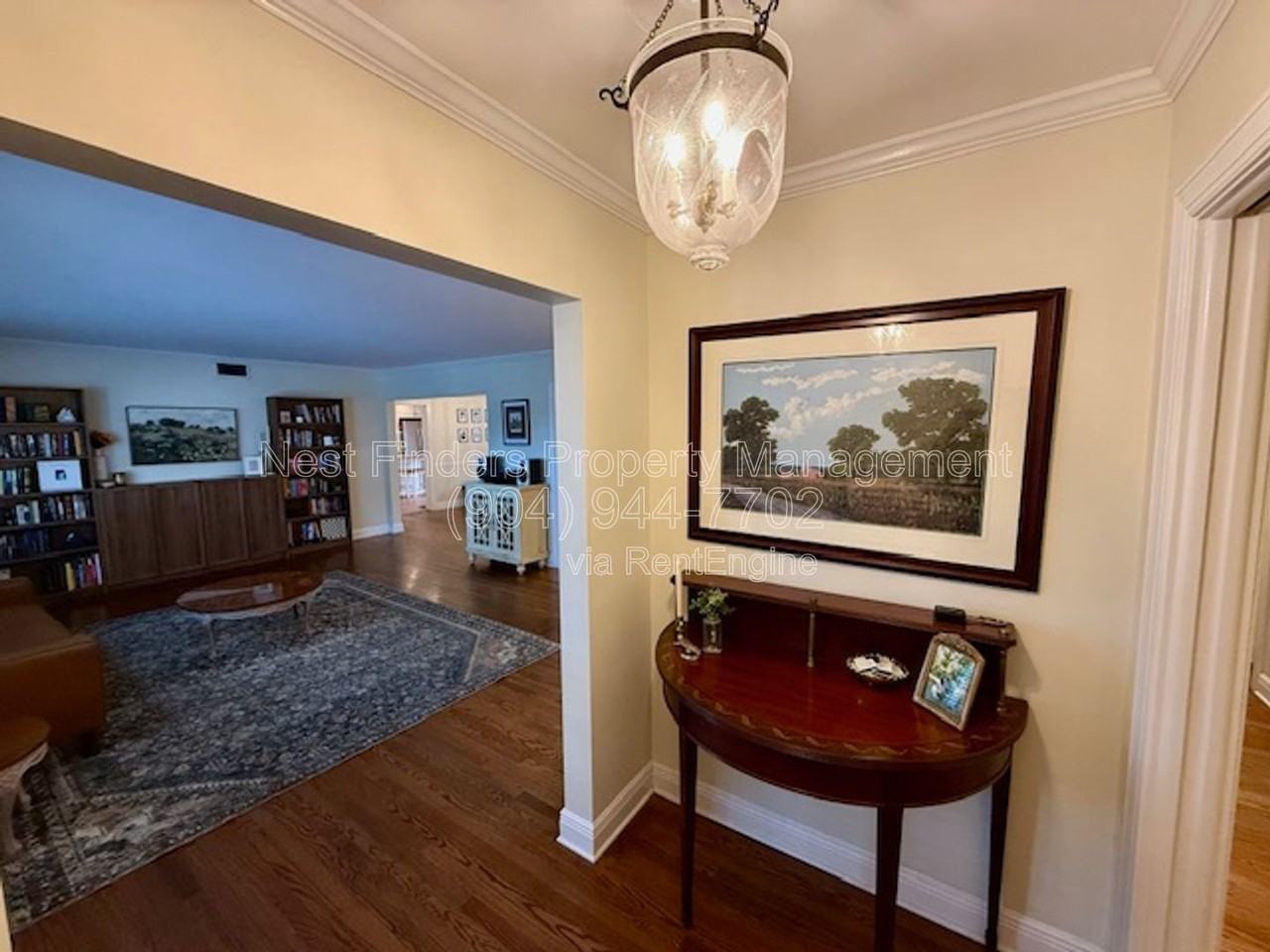 7104 Catalonia Ave - Photo 3 of 36