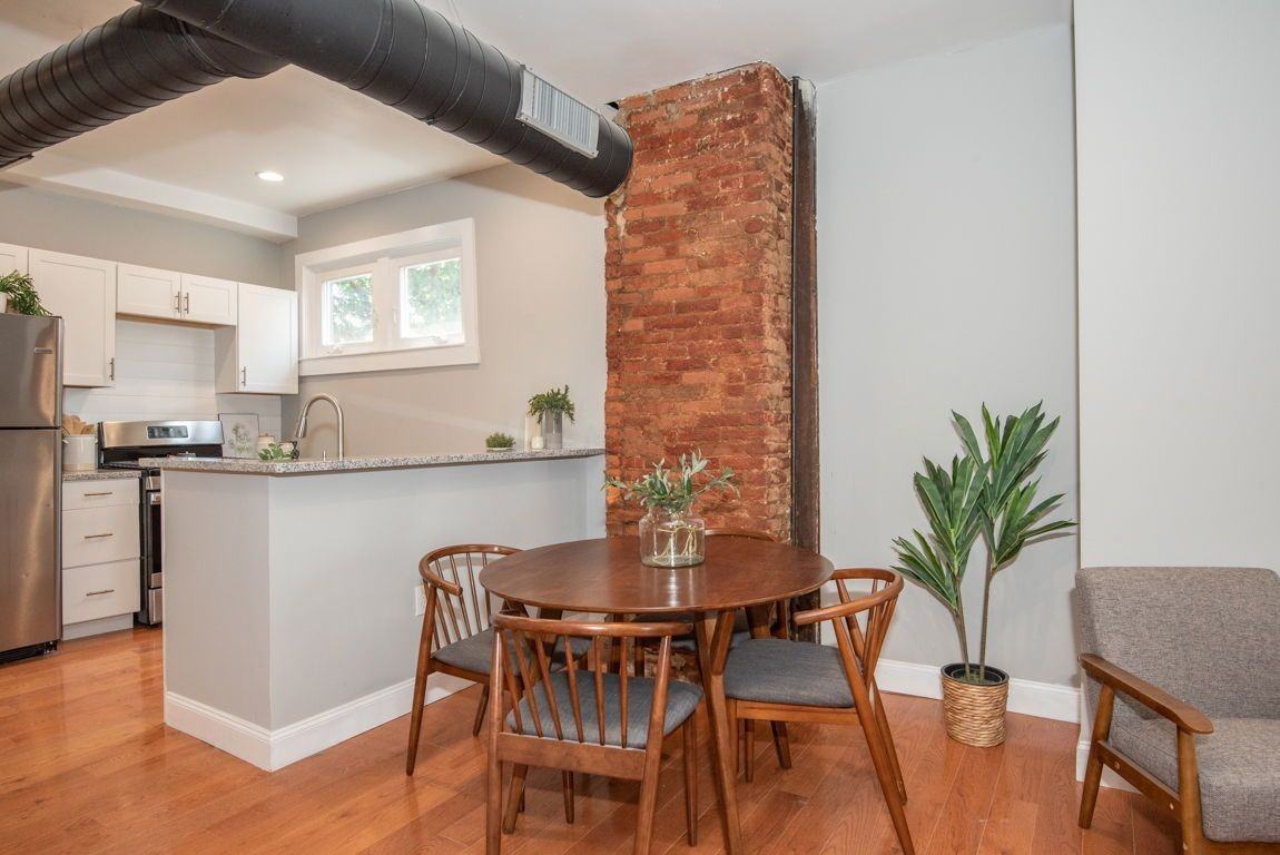 318 N Duke St #3 - Photo 6 of 25