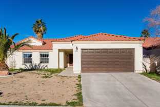 704 Colonnade Row Dr - Photo 1 of 1