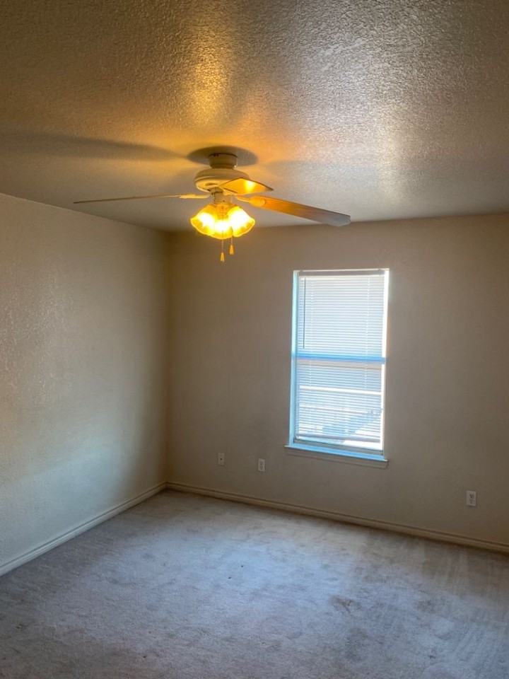 2605 Schwald Rd - Photo 6 of 13