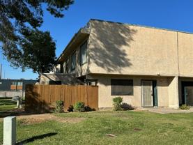 6046 W Townley Ave - Photo 1 of 1