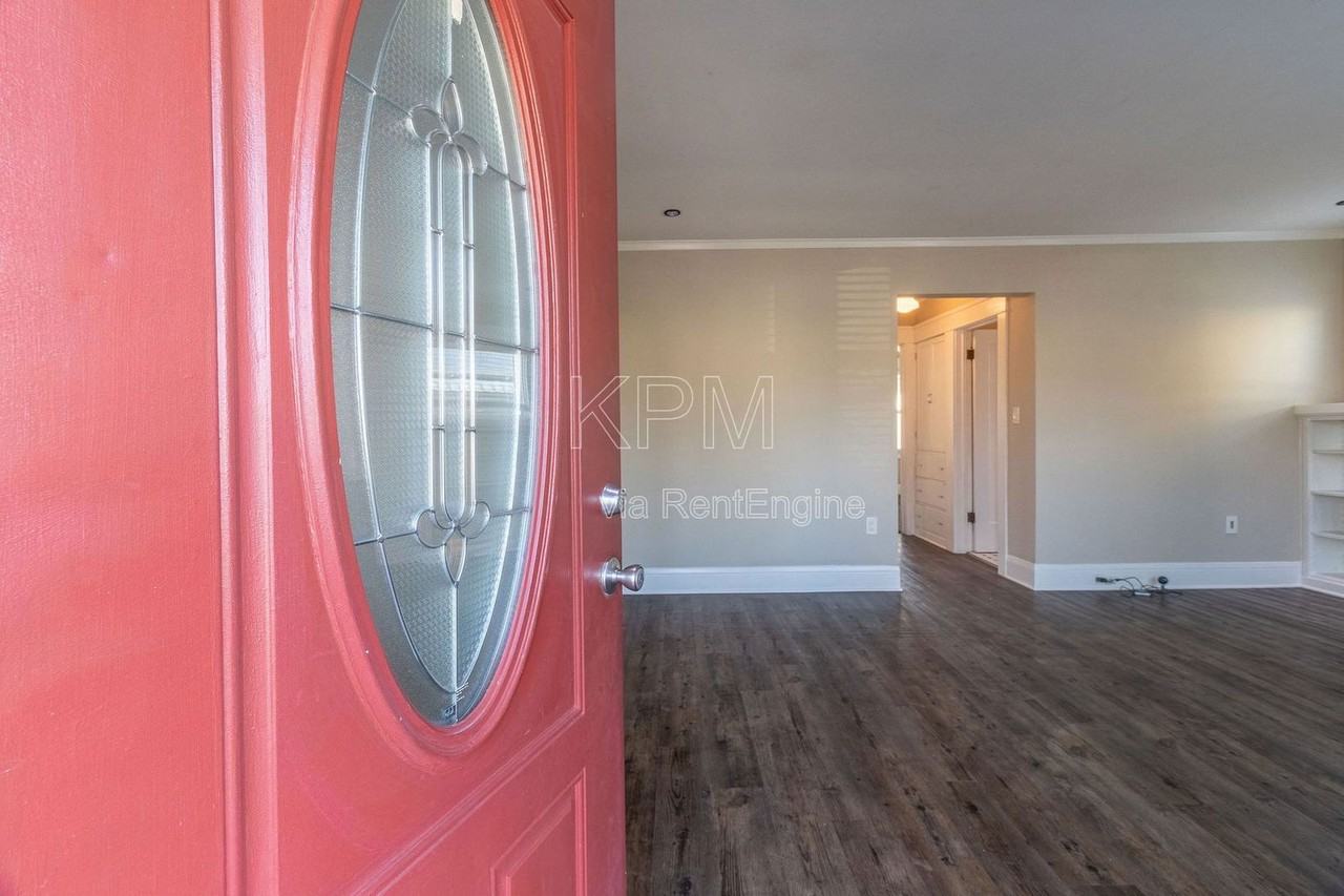 635 N Argonaut St - Photo 3 of 22