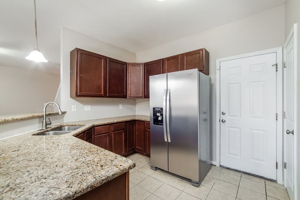 5139 Arbor Chase Dr - Photo 6 of 17