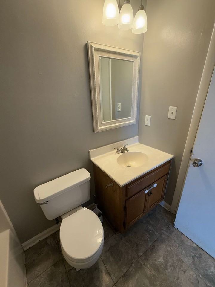 1721 N Jim Minor Rd #A - Photo 6 of 9