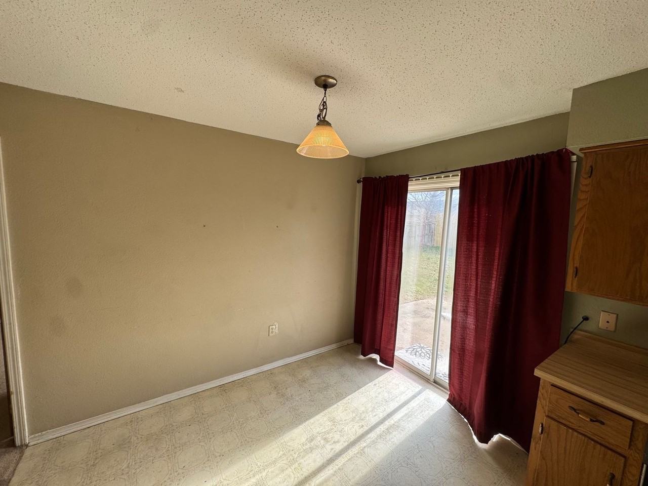 4133 Nightingale Ln - Photo 6 of 15