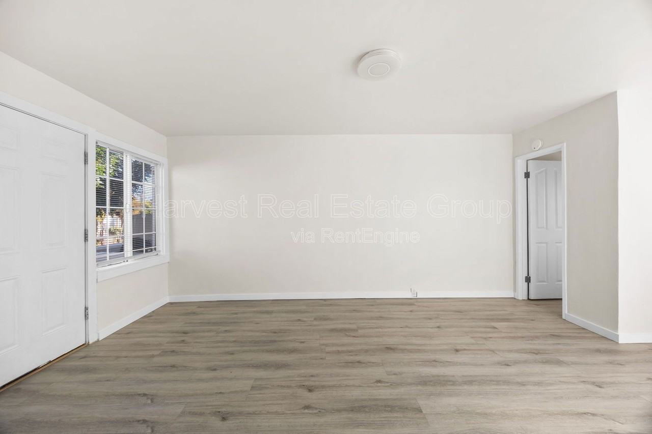 3947 Angelo Ave - Photo 2 of 13