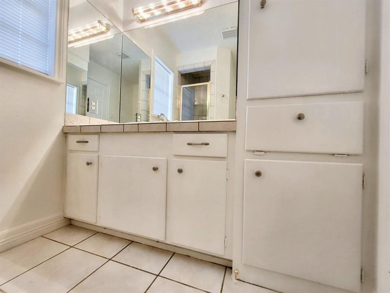 1902 Montclair Dr - Photo 7 of 29