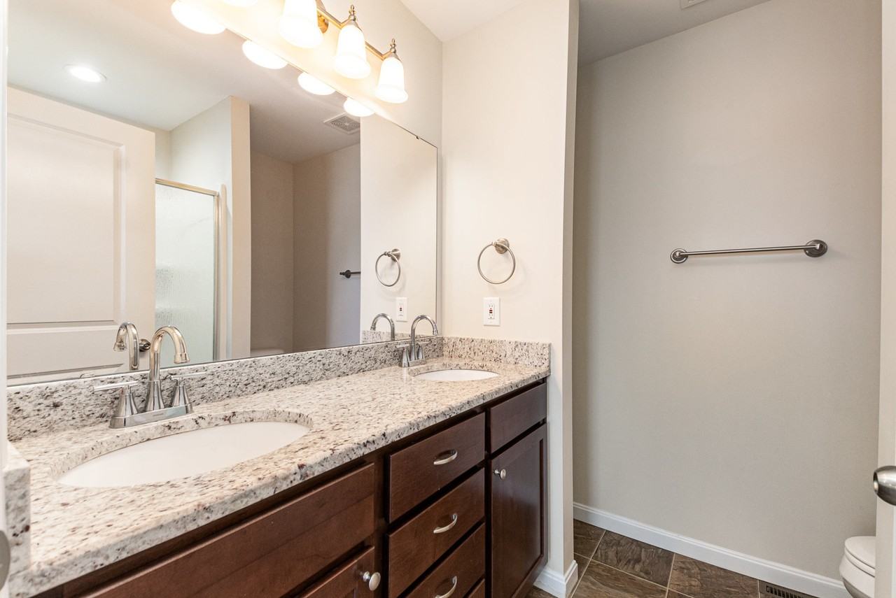 487 S Arlington Rd #487 - Photo 2 of 29