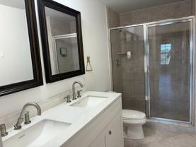 886 Park Ave #402 - Photo 1 of 1