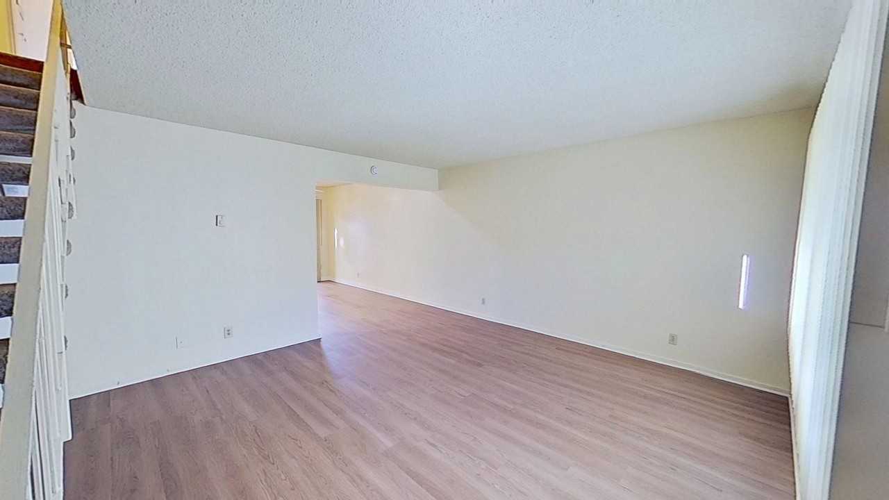 12092 Bailey St - Photo 2 of 20