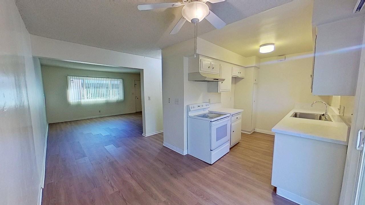 12092 Bailey St - Photo 7 of 20