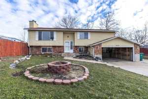 featured image of 1312 Roger Cir