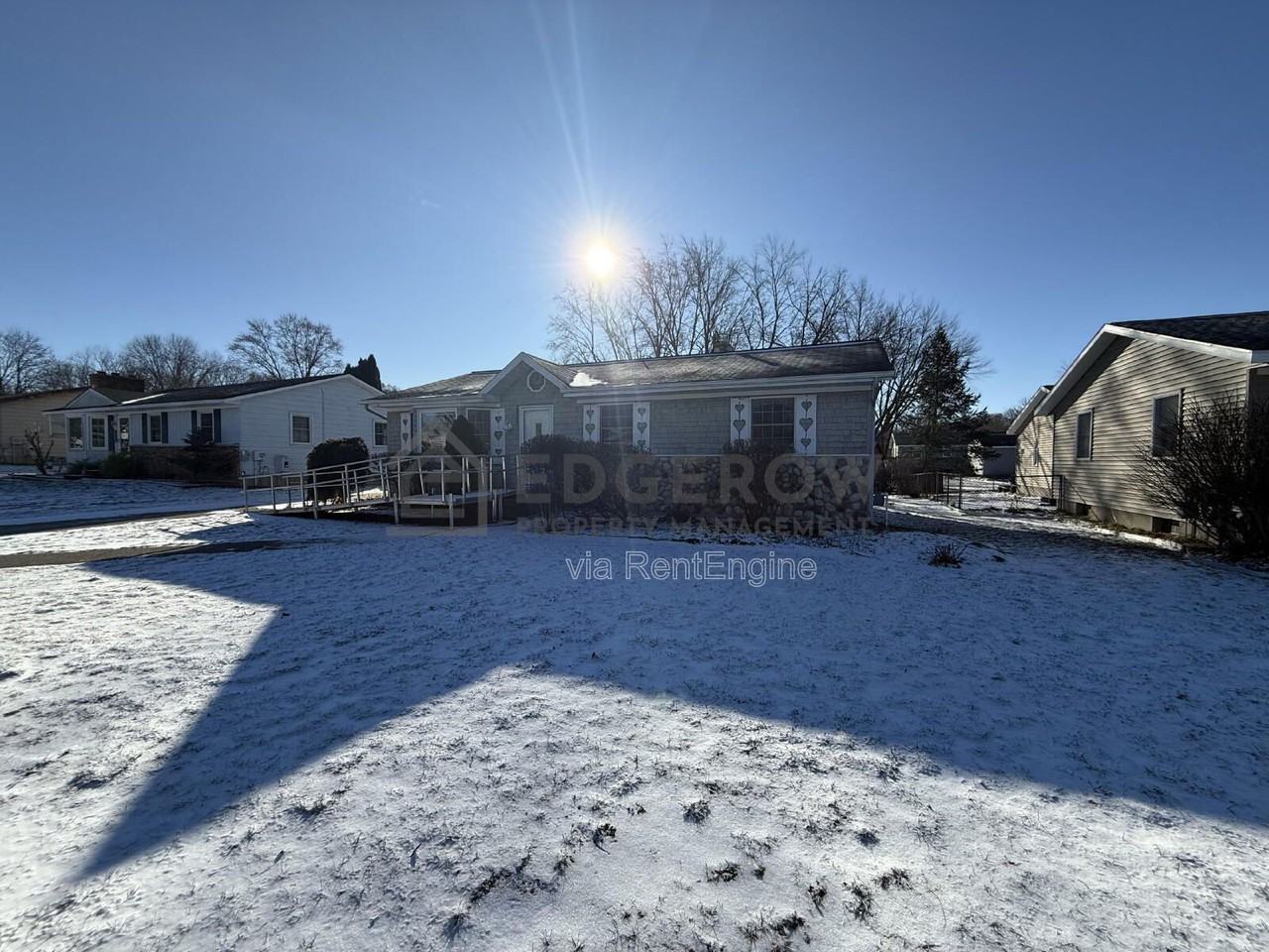 2540 Ancient Dr Sw - Photo 2 of 26