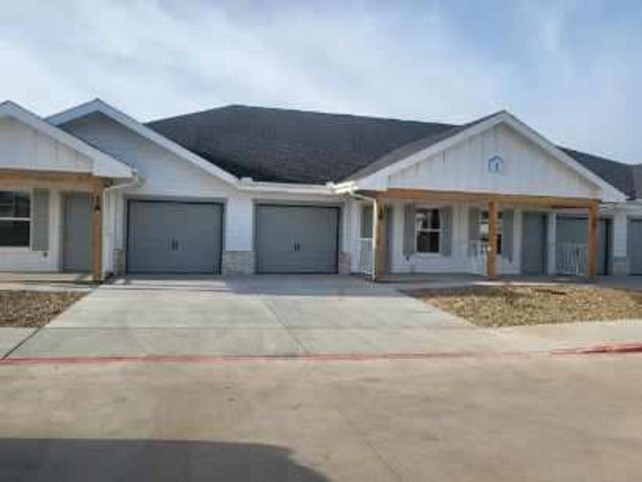 Comfortable 55+ Patio Home Living at Plainview Place - Photo 3 of 22