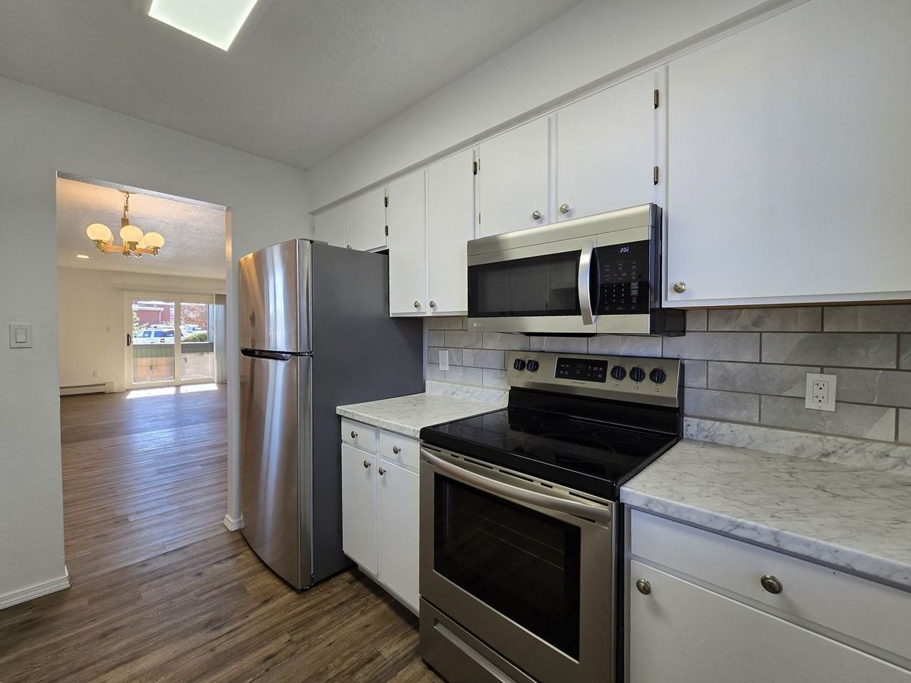 1300 Iris St #112 - Photo 6 of 20