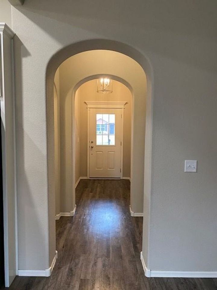 3543 E 143rd Ct S - Photo 4 of 50