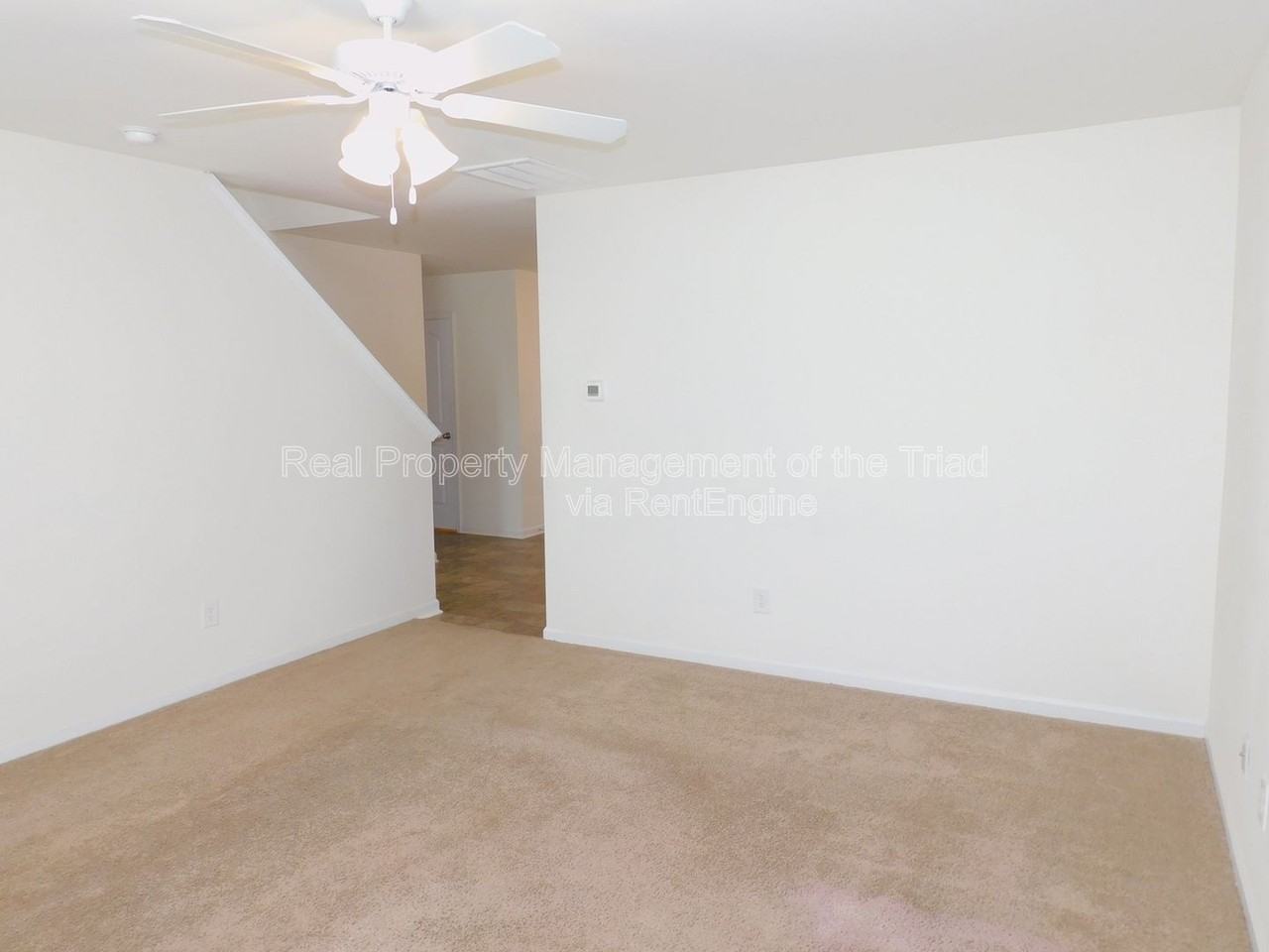 1405 Asher Downs Dr - Photo 4 of 27