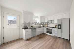 featured image of 24 Crocker St #E1