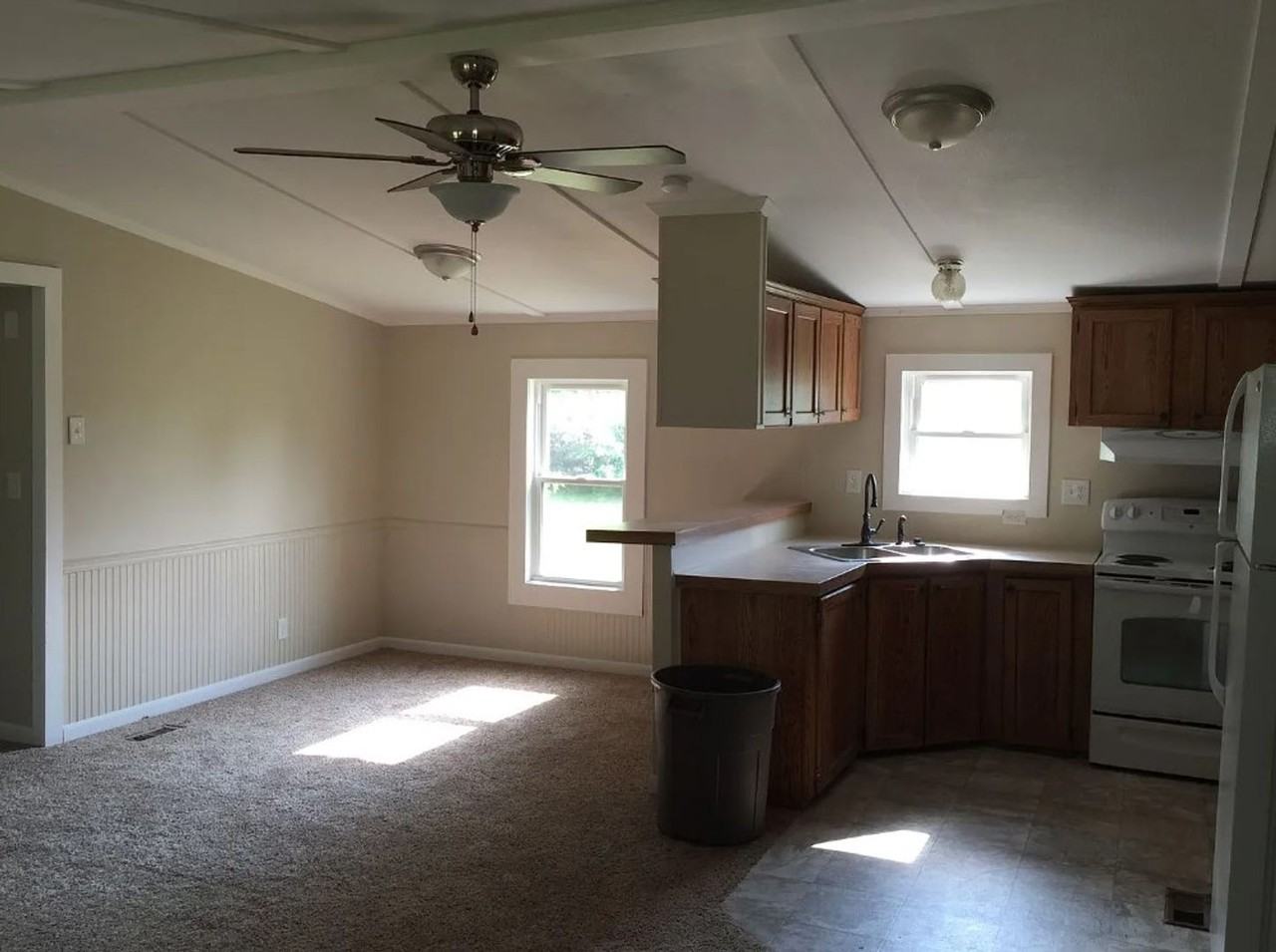 2567 N Lake Of The Woods Rd - Photo 3 of 8