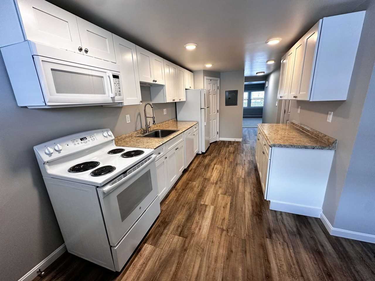 54 Old Concord Tpke #12 - Photo 2 of 26