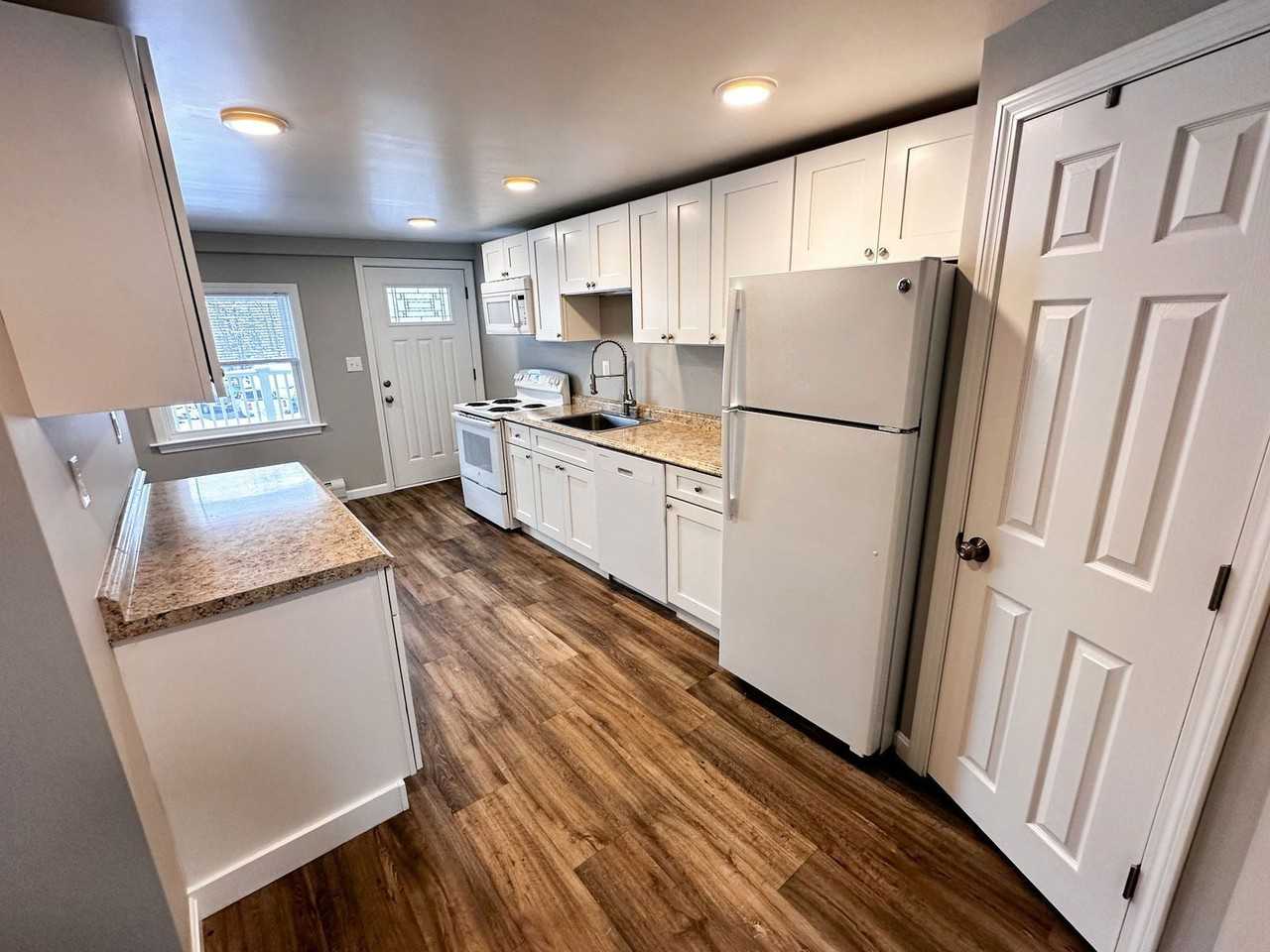 54 Old Concord Tpke #12 - Photo 5 of 26