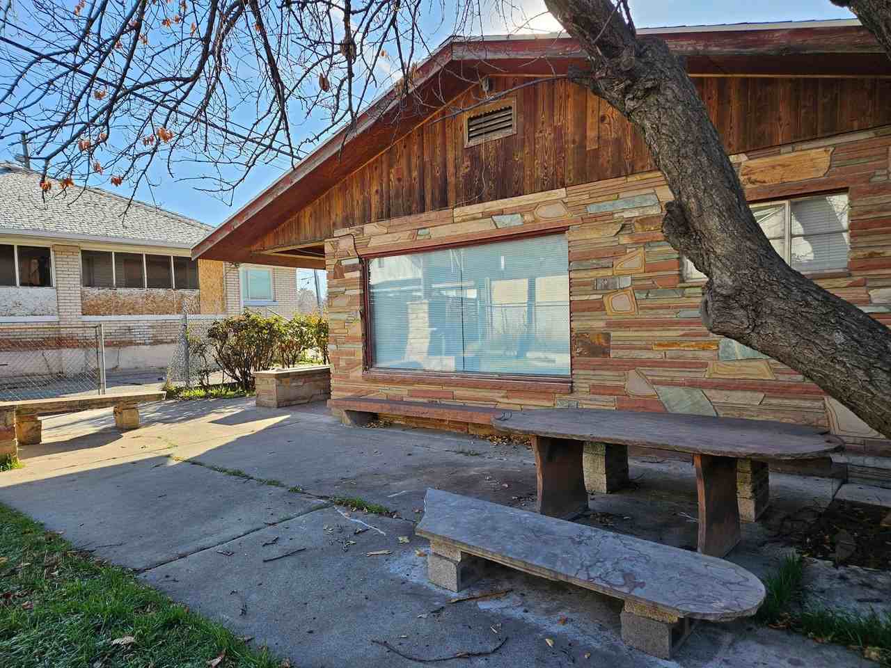 315 E - Photo 2 of 22