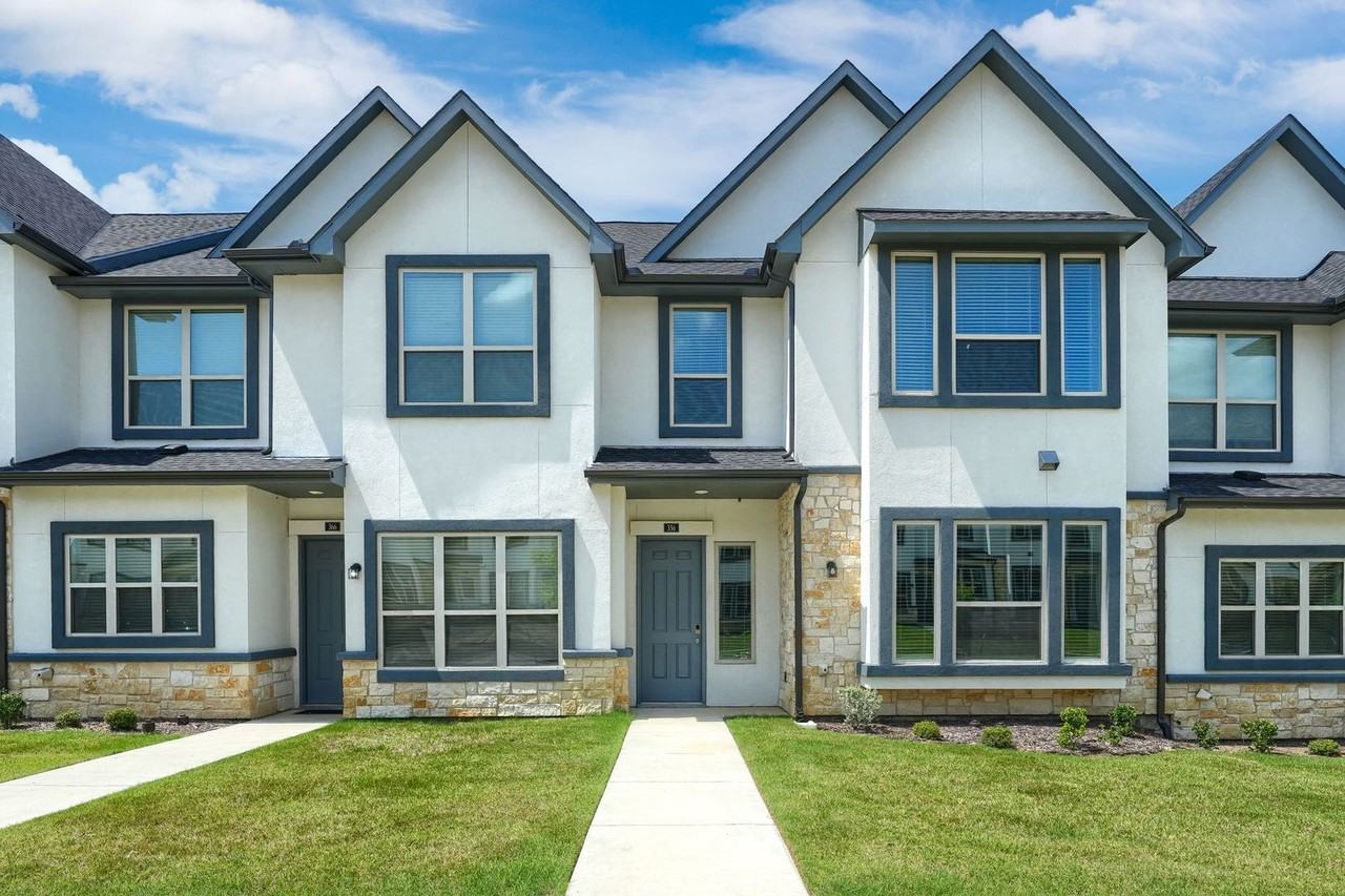 309 Mule Deer Mews - Photo 2 of 25